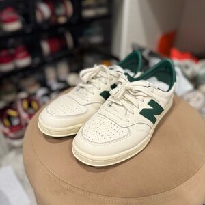 New Balance AIMÉ LEON DORE T500 tennis shoes